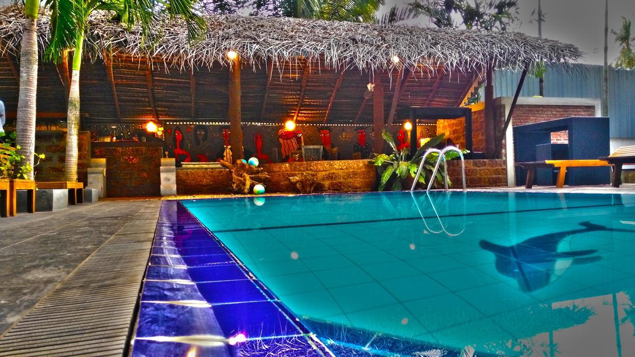 Travellers Lodge By City Hub Andiambalama Exterior foto