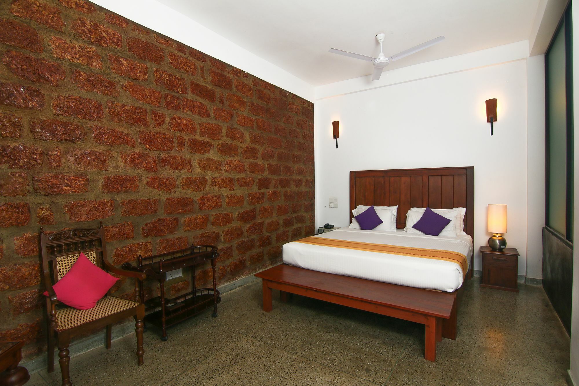 Travellers Lodge By City Hub Andiambalama Exterior foto